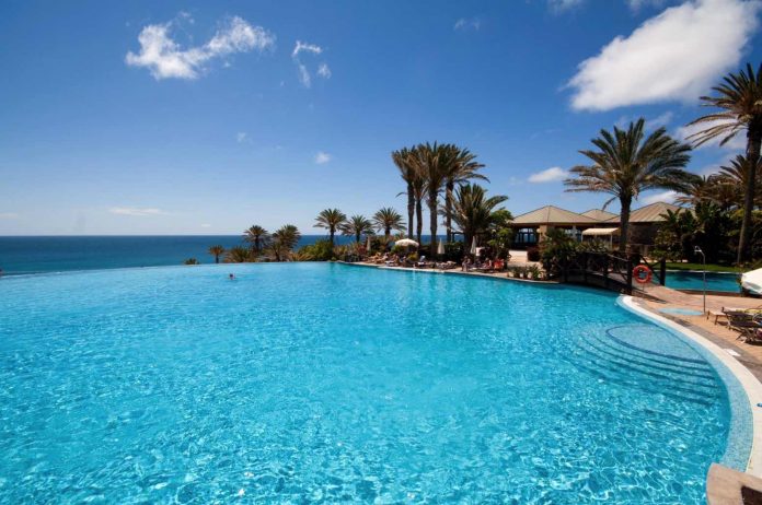 Fuerteventura: acht Hotels unter den Top 10 - Bildquelle: R2 Rio Calma