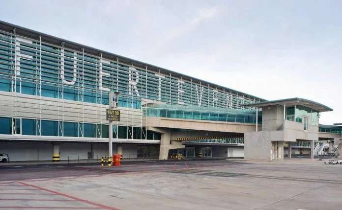 Neues Corona Testzentrum am Flughafen Fuerteventura - Bildquelle: AENA
